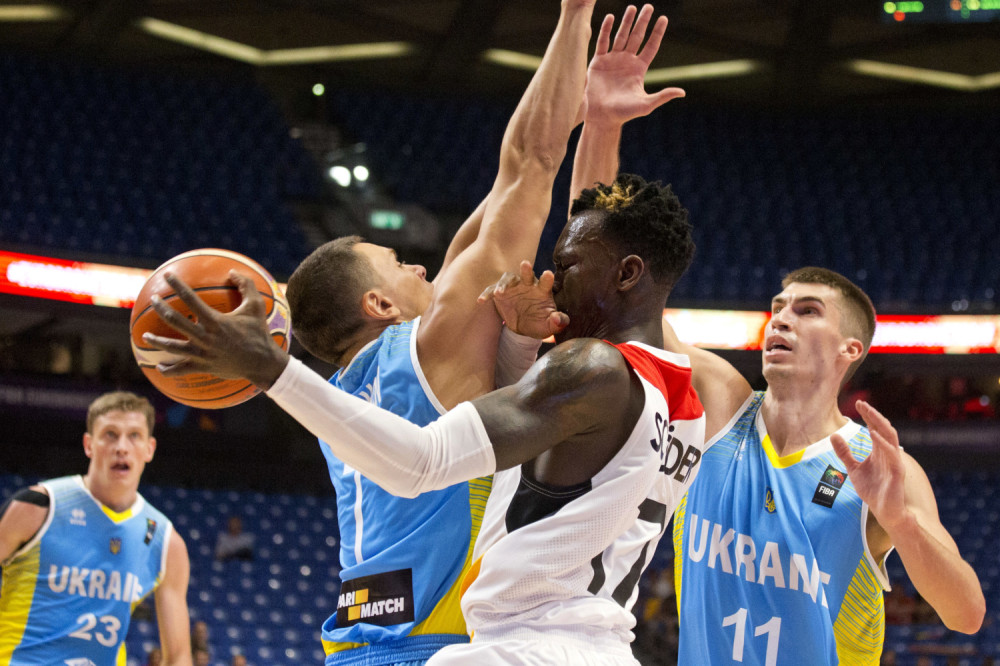 Preminuo košarkaški GOROSTAS, rivali su bežali od njega, narod mu se klanjao!