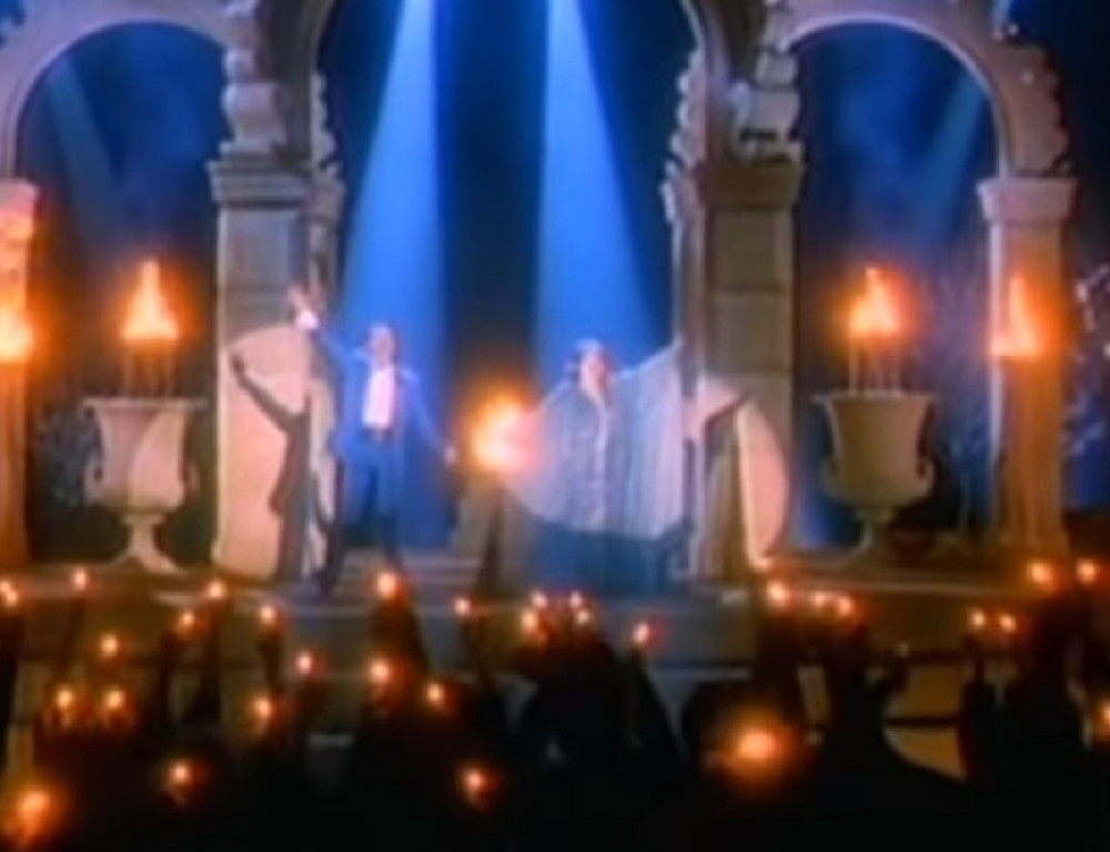 Preminula jedna od najvećih muzičkih zvezda današnjice!