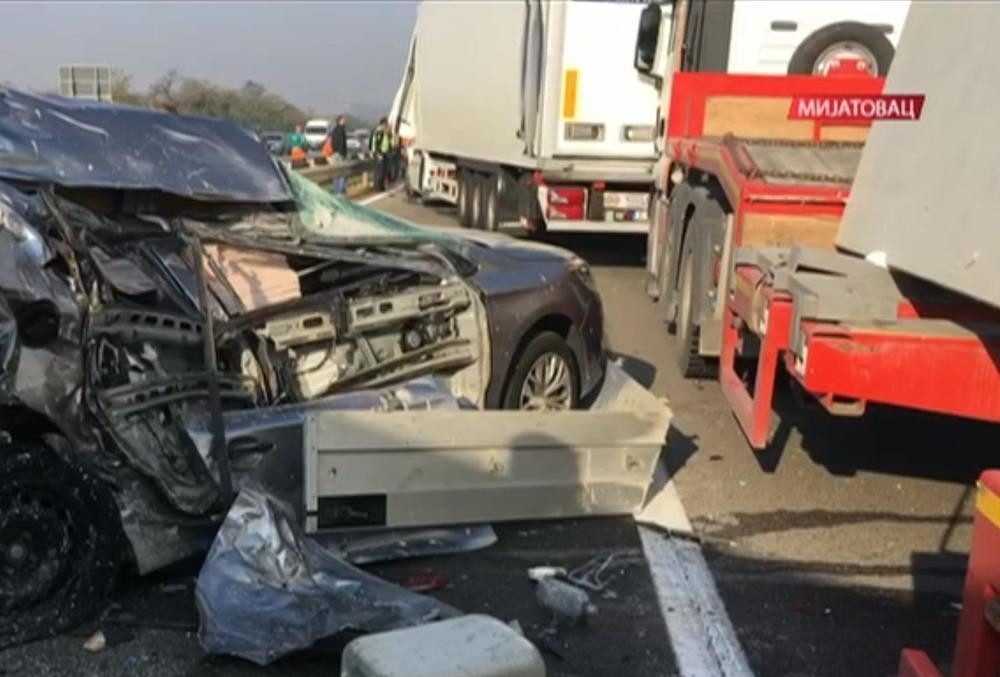 Očevidac ispričao užasne detalje nesreće na auto-putu i otkrio uzrok, desetine povređenih i mrtvih