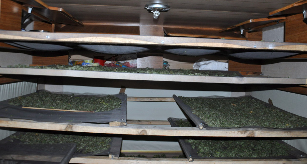 Uhapšeni osumnjičeni zbog proizvodnje i prodaje opojnih droga