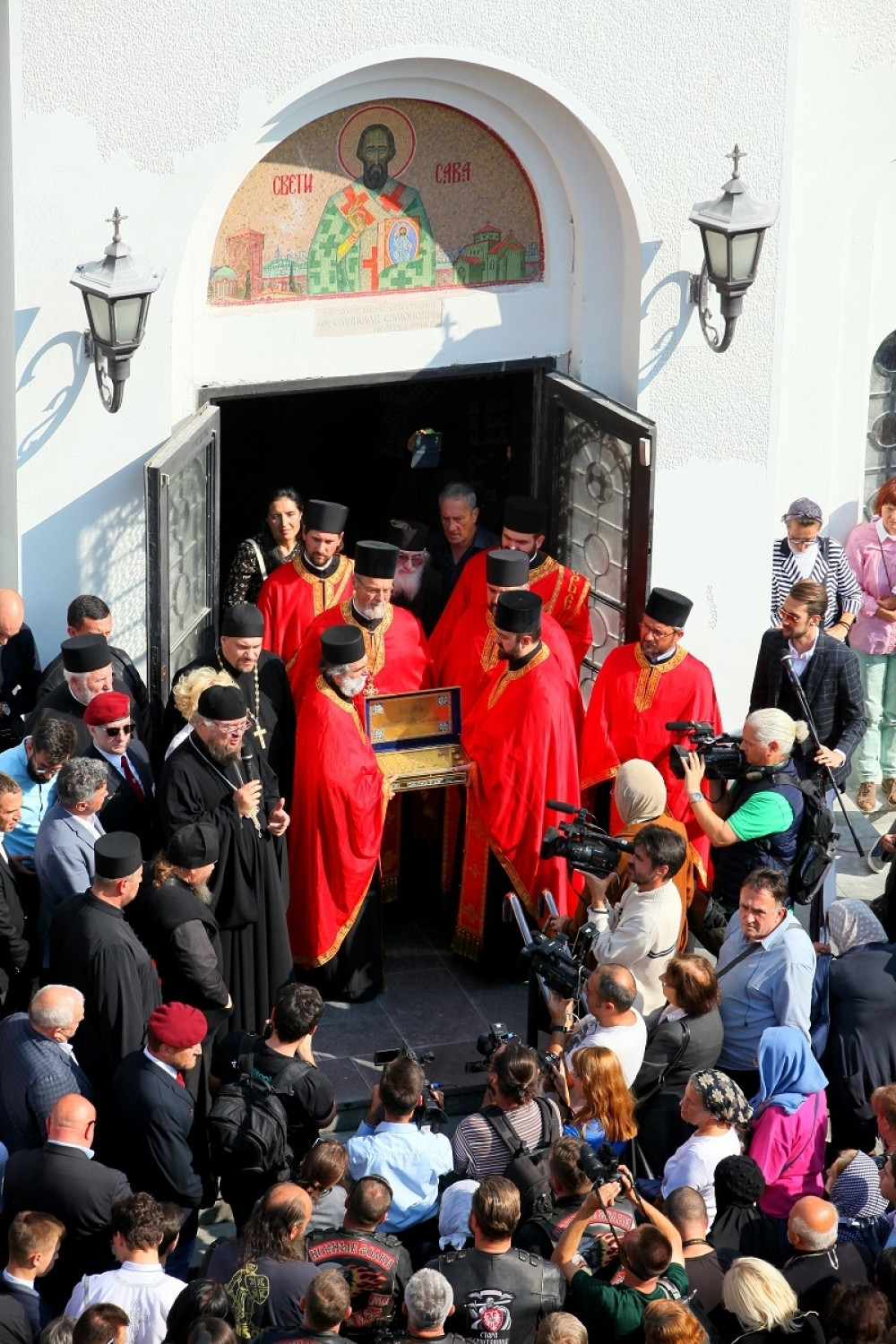 Iz Rusije je u Srbiju stiglo 18 moštiju, a evo zašto je to velika čast!