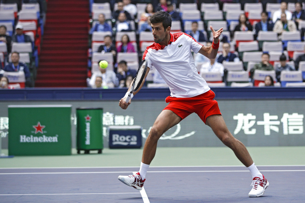 Totalna dominacija NOVAKA GROMOVNIKA! Đoković POKIDAO Zvereva za finale Šangaja!