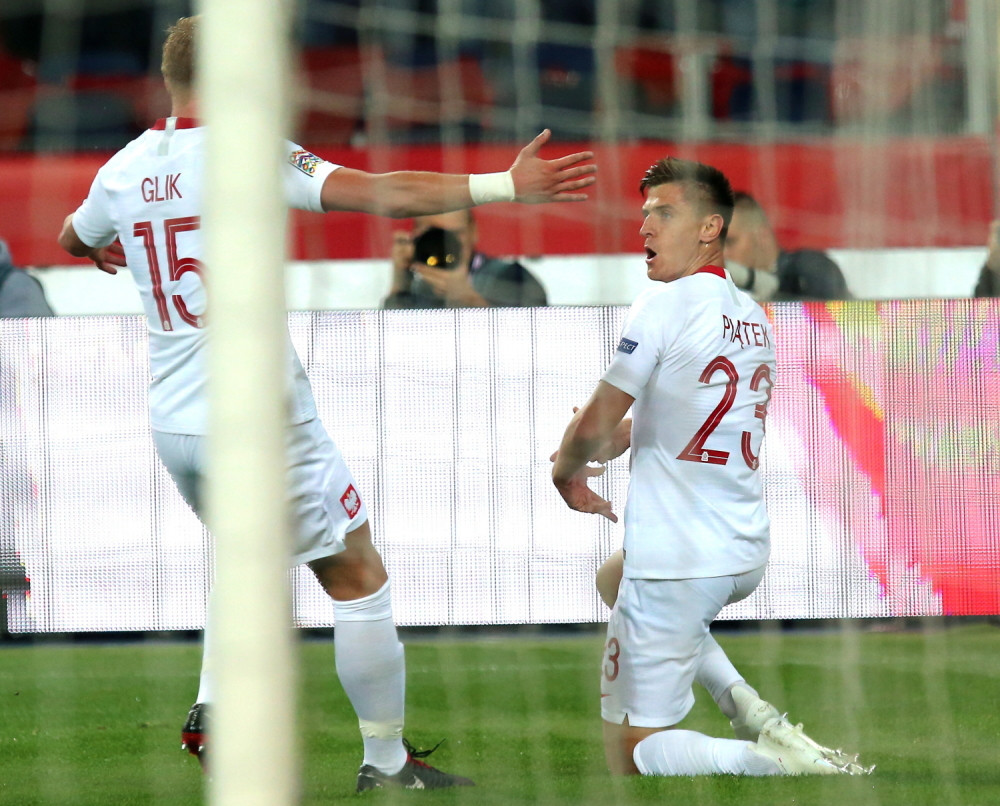 Poljska ima novo čudo od centarfora, traže ga Juve, Barsa i Bajern! (FOTO)