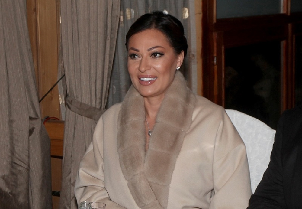 Evo kako se Ceca sredila za Putina: Nije skidala osmeh, a i SA NJIMA je napravila selfi! (VIDEO)