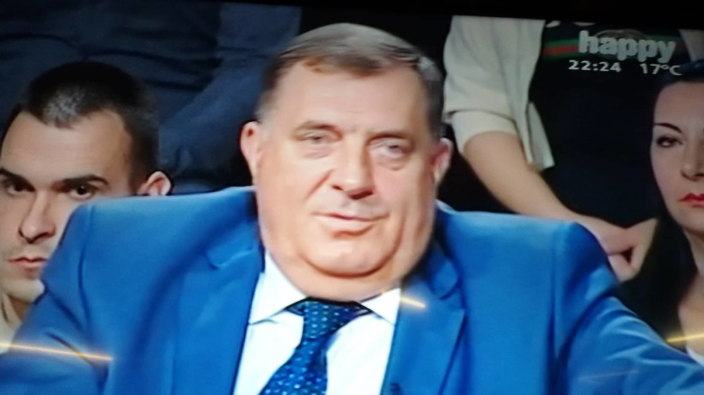 SAMI SMO SEBI SEKLI GLAVE Dodik drma temelje BiH, ovo će mu biti prva odluka kao članu Predsedništva!