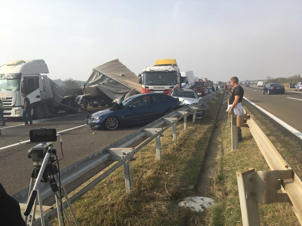 Novi lančani sudar na auto-putu, pobesnećete kad vidite razlog (FOTO)