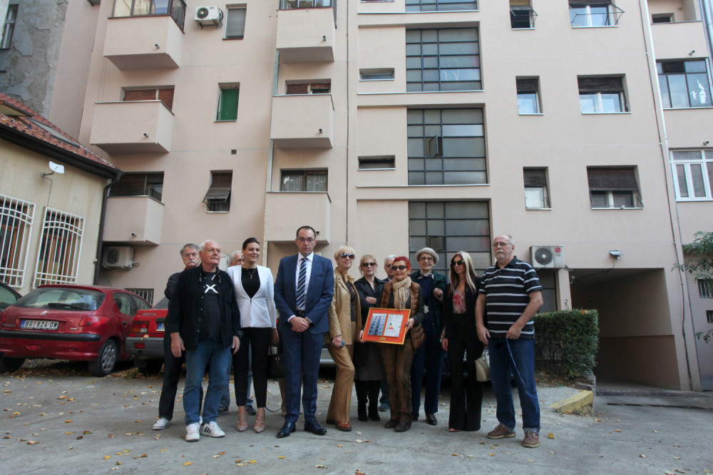 Stanari složno utoplili zgradu