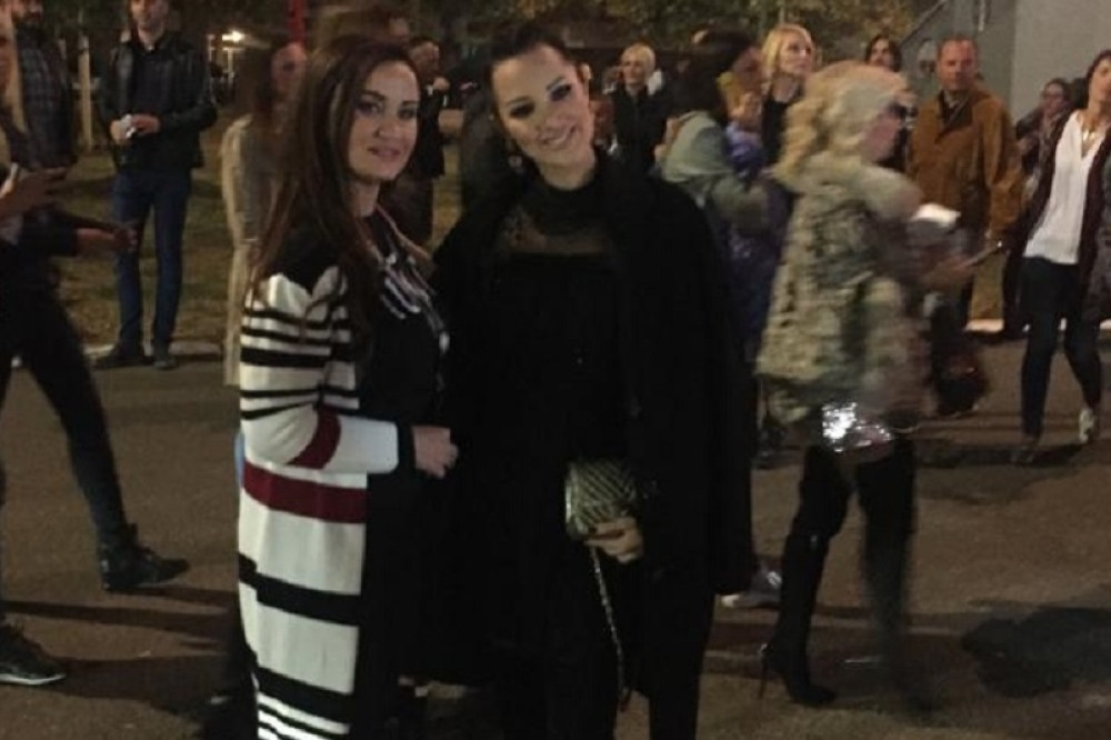 AU, KAKVE SU JOJ ČIZME! Aleksandra Prijović se na Breninom koncertu pojavila u NAJSEKSIPILNIJEM IZDANJU IKADA!