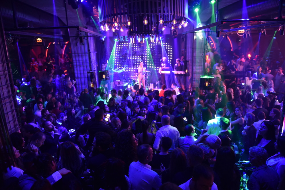 Vlasnici klubova u depresiji zbog trenutne situacije u zemlji, a evo kako reaguju pevači!