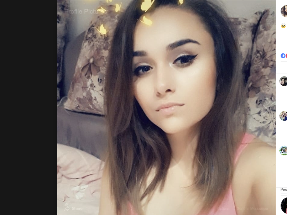 Devojka iz Tuzle krenula da razvozi drugare kući, izgubila kontrolu i zakucala se kolima u betonski stub