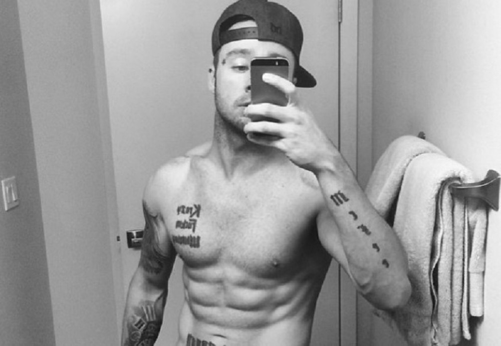 POPULARNI PEVAČ POGINUO USRED SNIMANJA SPOTA: Akrobacija krenula po zlu!