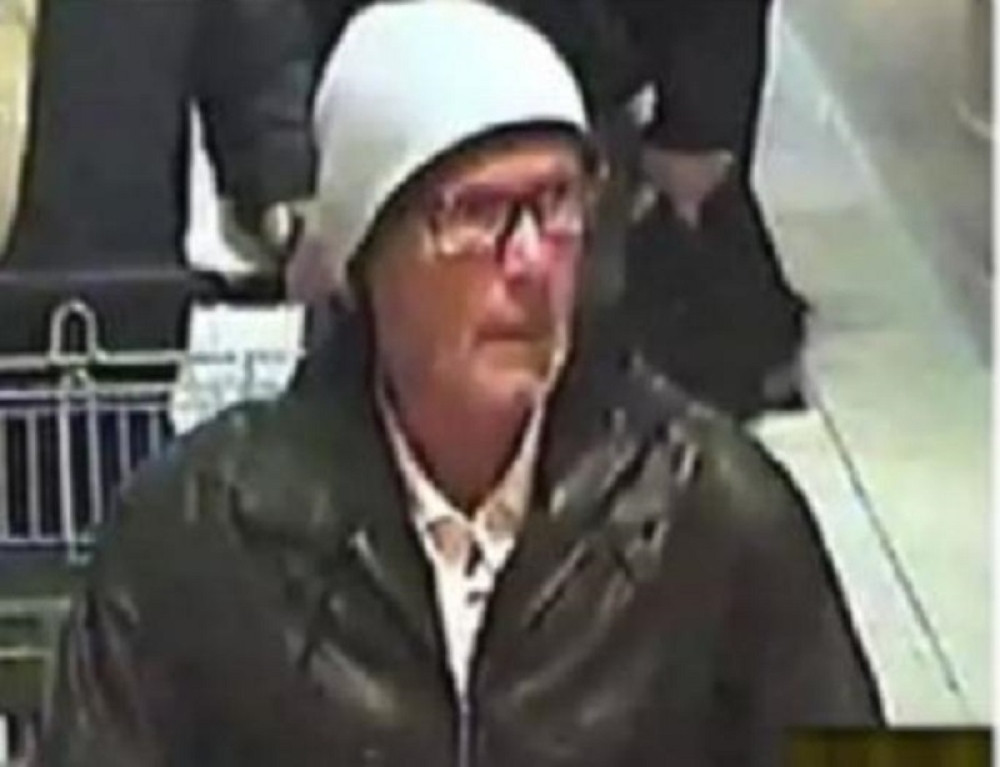 Muškarac (54) ulazio u prodavnice i ubacivao OTROV U HRANU ZA BEBE! Njegov bolesni motiv razbesneće sve roditelje!