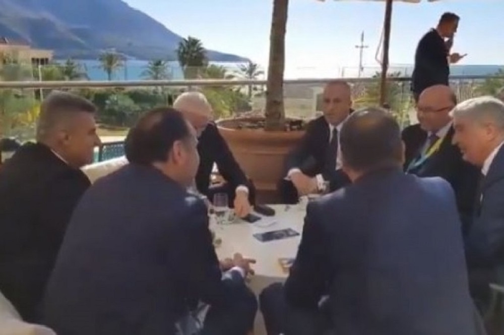 Haradinaj, Marković i Ljajić ćaskaju na kafi u Budvi! (VIDEO)