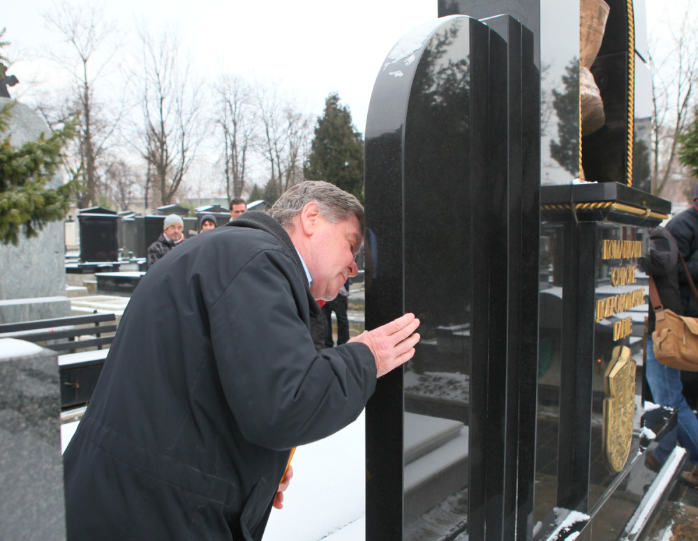 Preminuo kum Arkana i Cece!