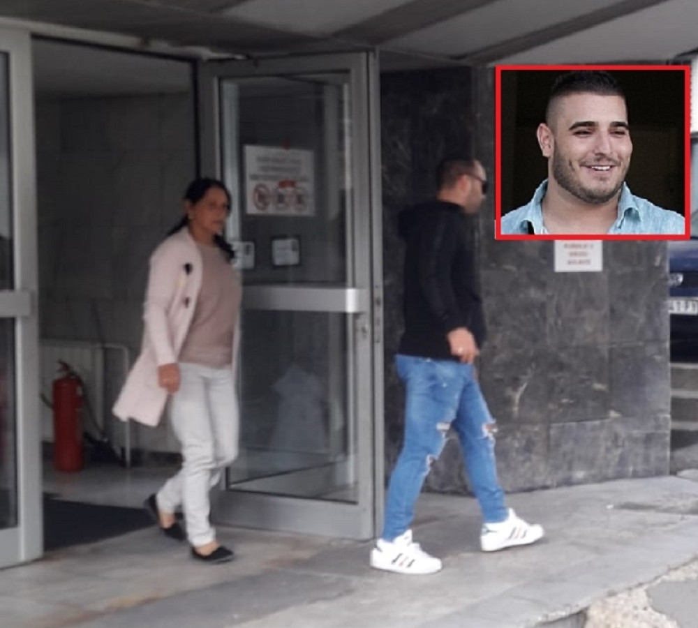 Pojavila se prva fotografija Darka Lazića! Leži u bolničkom krevetu, privezan na aparate!