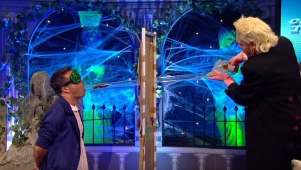 Poznati kuvar pojeo izmet sa mokraćom (VIDEO)