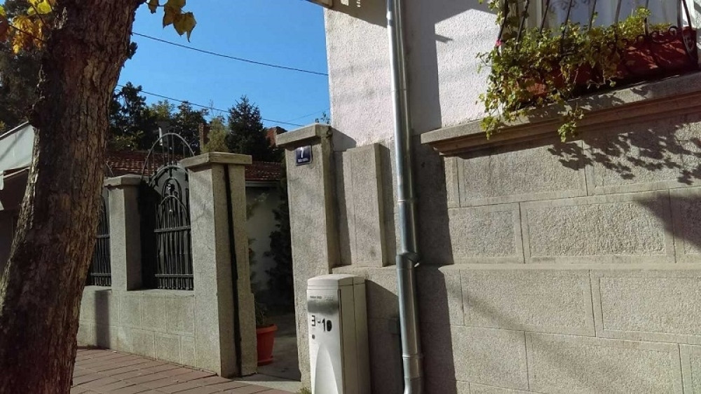 Jagodinac iznajmio sobu u hotelu, a kada je sobarica ušla unutra, počela je da VRIŠTI!