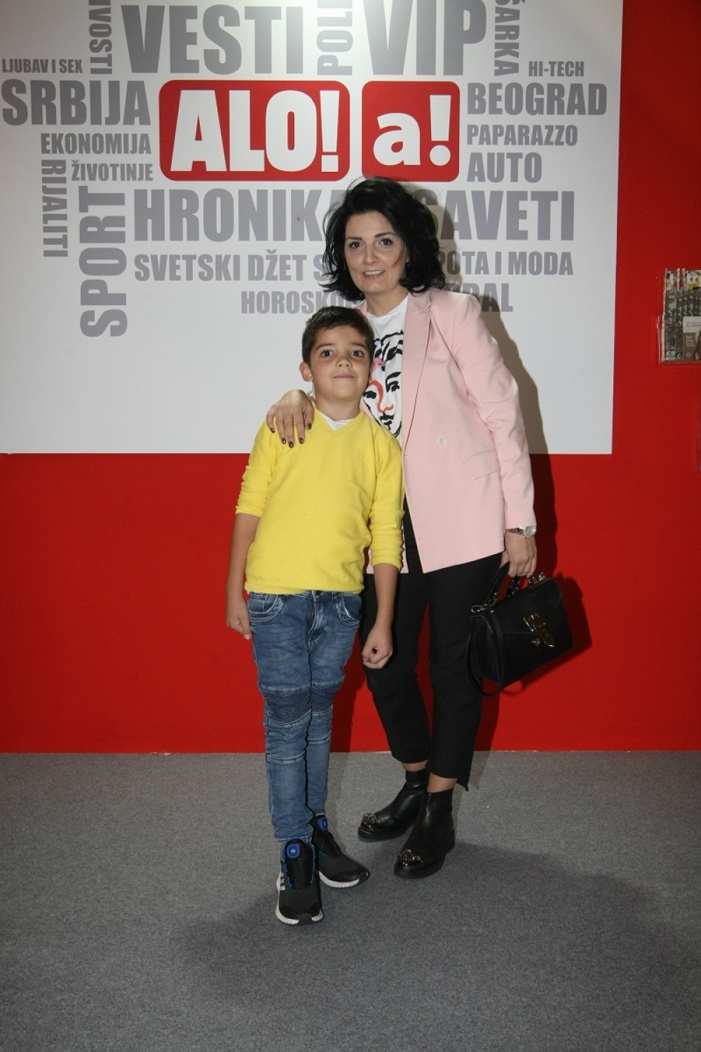 Bogdan Ivanović sa majkom Milenom posetio štand "Alo!", a evo koga smo još ugostili! (FOTO)