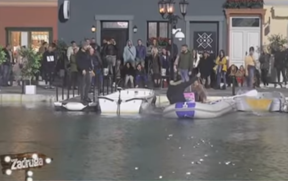 Nakon dupliranja glasova, zauvek je napustila Belu kuću (VIDEO)