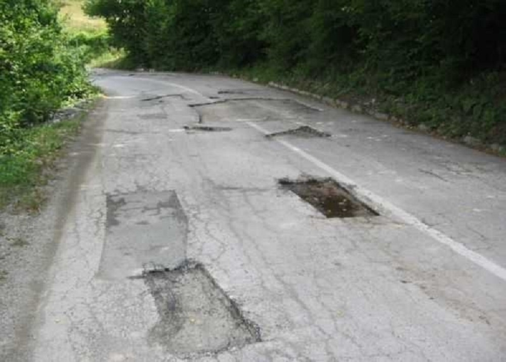 Na ovom putu poginuo je predsednik opštine Tutin, evo šta se sada dešava na toj deonici