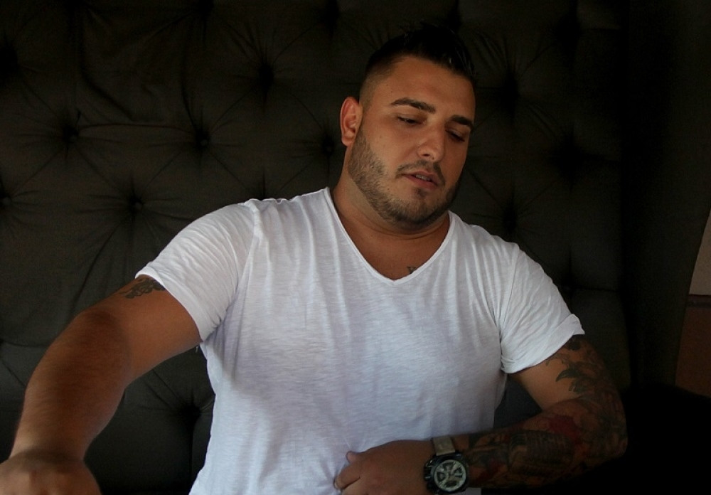 Darko Lazić objavio sliku sa sinom, pa pokazao rez od operacije na stomaku (FOTO/VIDEO)