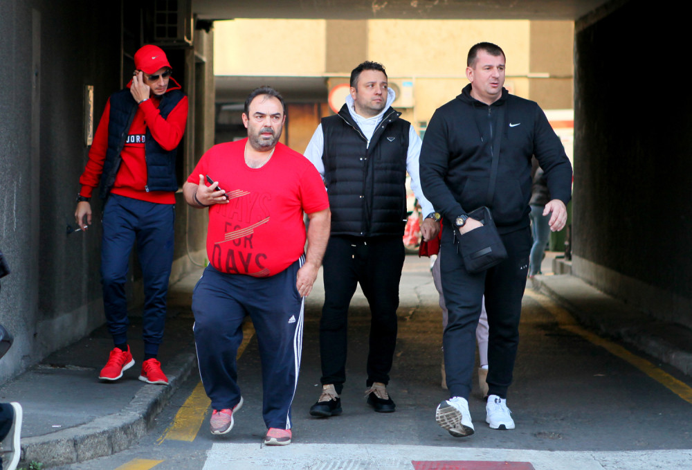 Darko ima brata koji se iz jednog razloga nikad ne pojavljuje u javnosti!