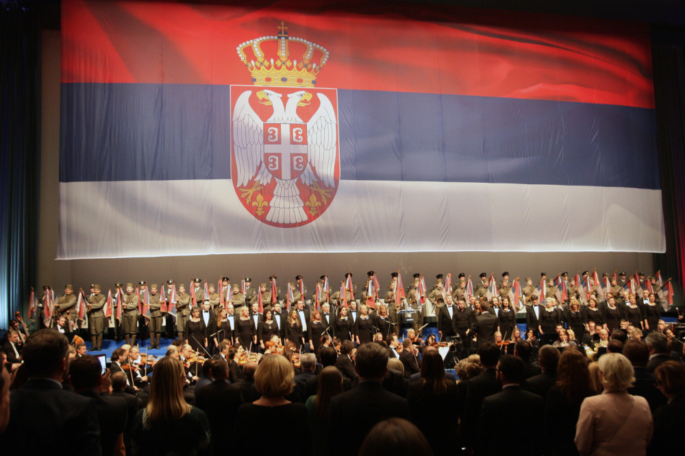 Vučić: U velikom ratu pobedili su mali i obični ljudi, bez velikih škola!