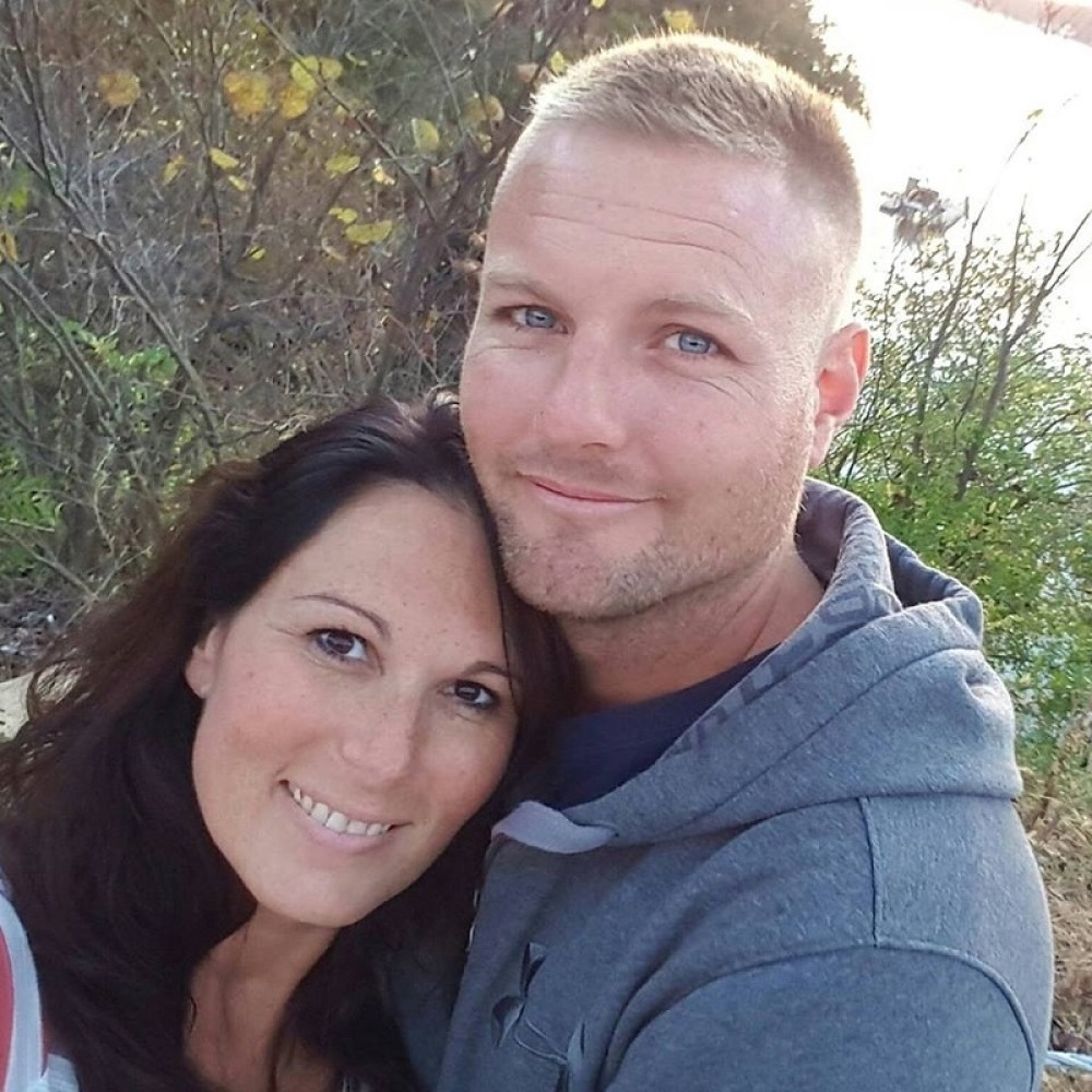 Bračni par objavio fotografije svoje mrtve bebe! Kada ih vidite neće vam pasti na pamet da abortirate!