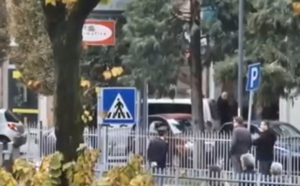 Zahteva da se vidi sa MINISTRIMA ili će sve pobiti!