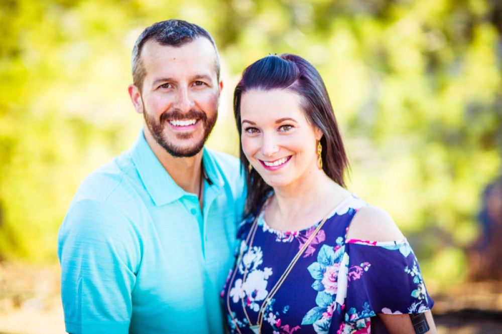 "Moj tatice, tatice volim te" Ćerkica (4) mu je pevušila, a onda je otac ubio nju, njenu sestru (3) i njihovu trudnu majku!