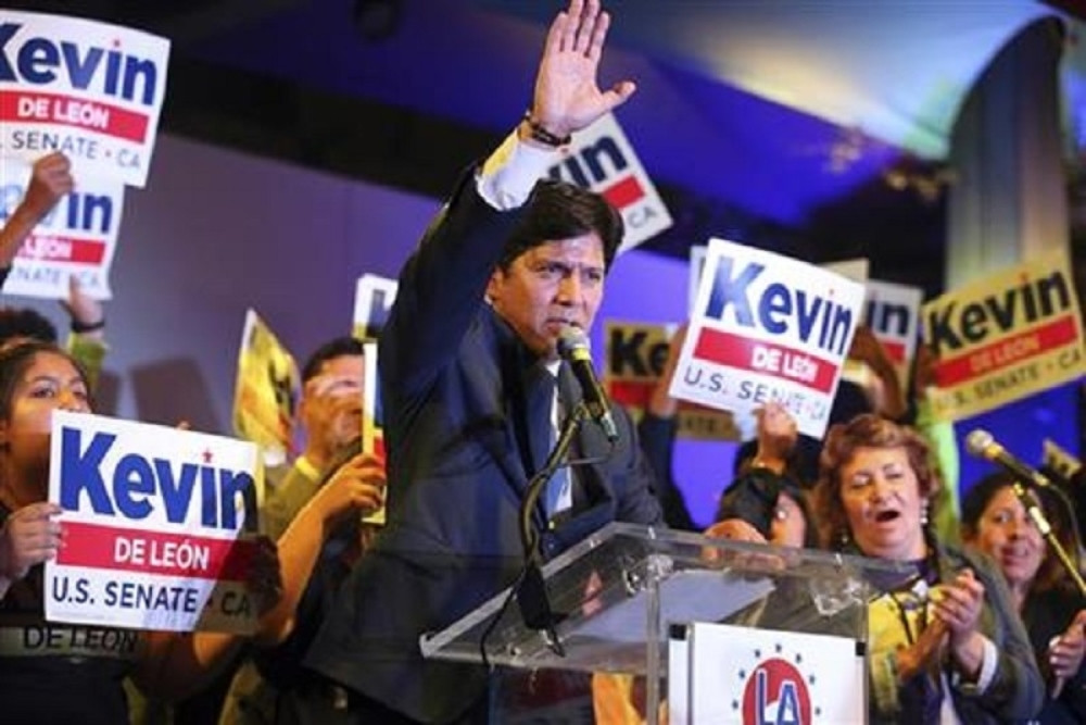 Demokrate osvojile većinu u Predstavničkom domu, republikanci sačuvali Senat!