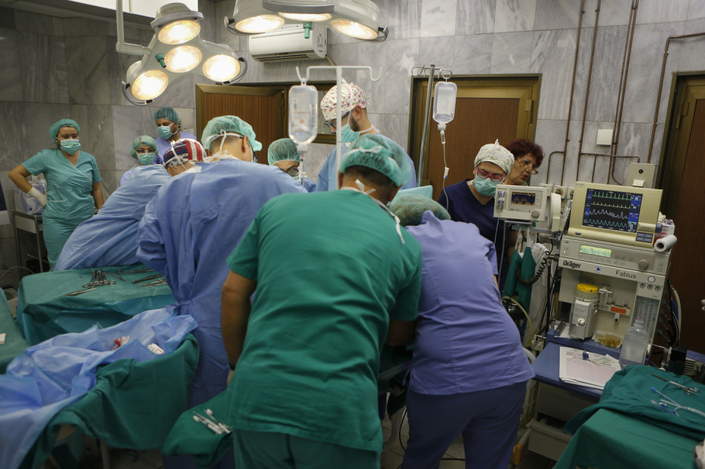 Lekari spasili "mrtvog" čoveka od korone!