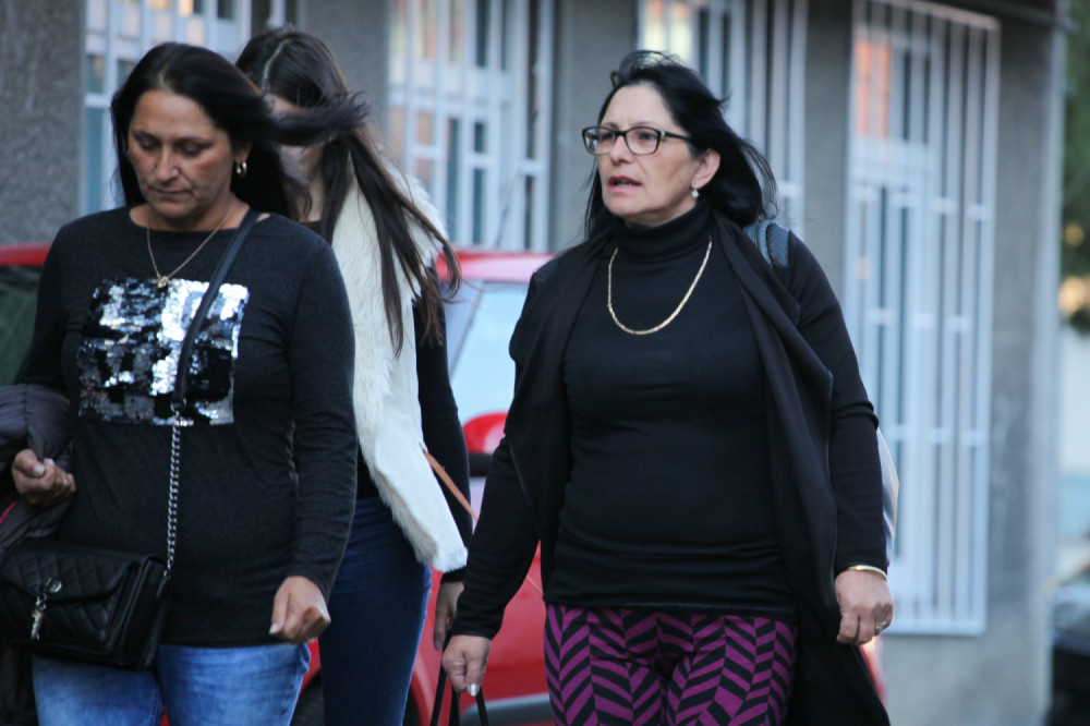 MAJKA DARKA LAZIĆA OTKRILA ISTINU O ANI SEVIĆ: Javila se iz Brestača, ispričala kada pevač izlazi iz bolnice i šta joj je tražio da uradi