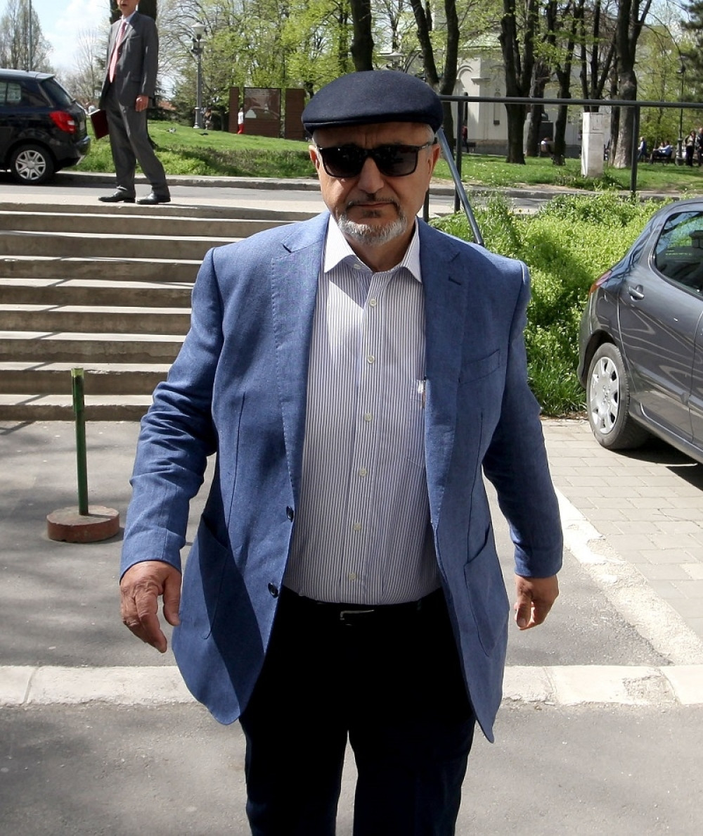 Virus mu zahvatio oba plućna krila, na respiratoru danima vodio borbu za život