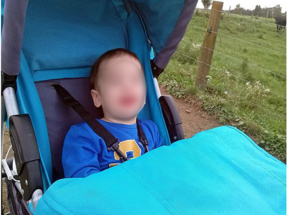 Ribolovac krenuo da zabaci udicu kada je video da nešto pluta, shvatio je šta drži u rukama i SKAMENIO SE