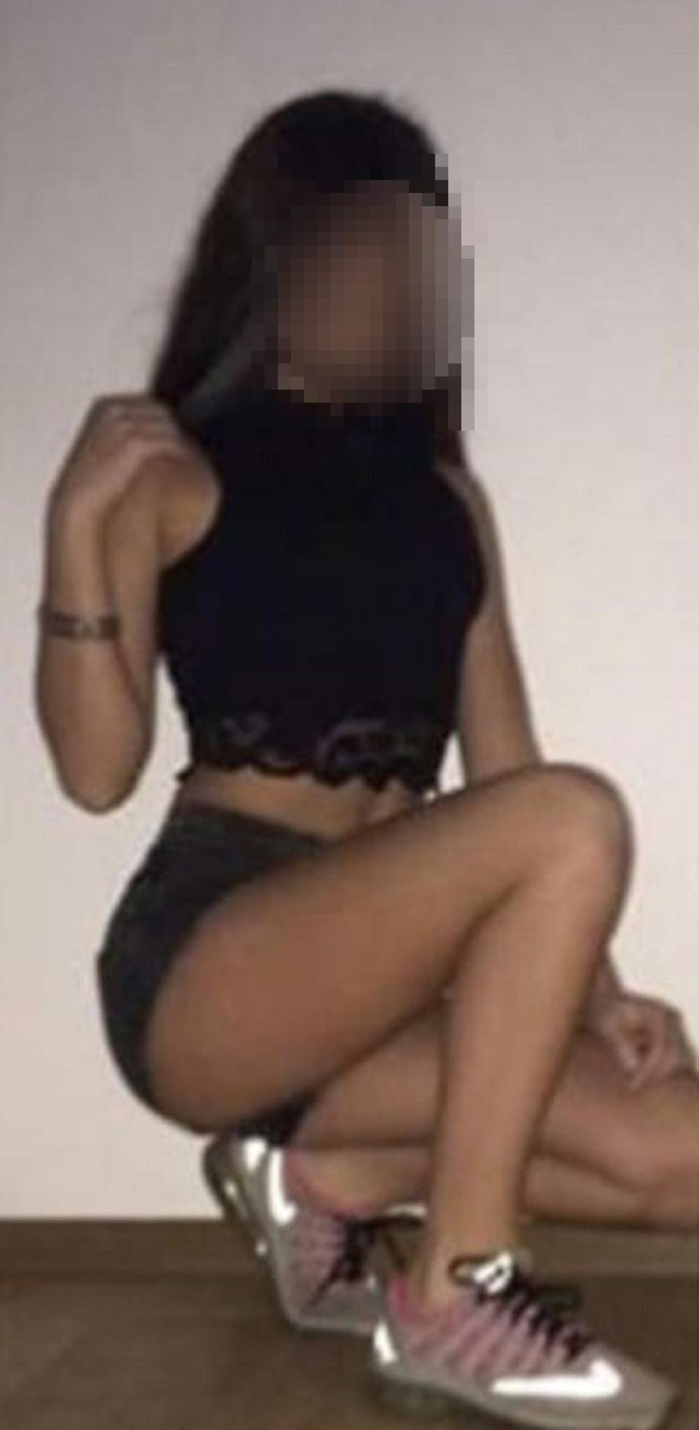 Sahranjena devojčica koja je umrla zbog ekstazija, njen dečko zaćutao u policiji!