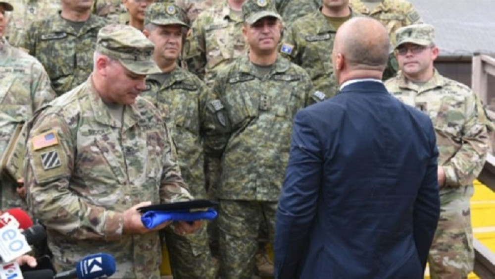 Tirana i Priština potpisali niz ugovora, još samo ostaje da se spoje