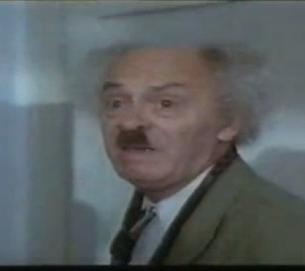 Nikola Simić se ženio četiri puta, a spekulisalo se da je bio u vezi sa 48 godina mlađom koleginicom