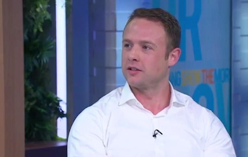 Napustio je siguran posao i normalan život, sada 6 sati sa njim košta 3.500 $, a cela noć 4.500 $, a evo što žene traže od njega (VIDEO)