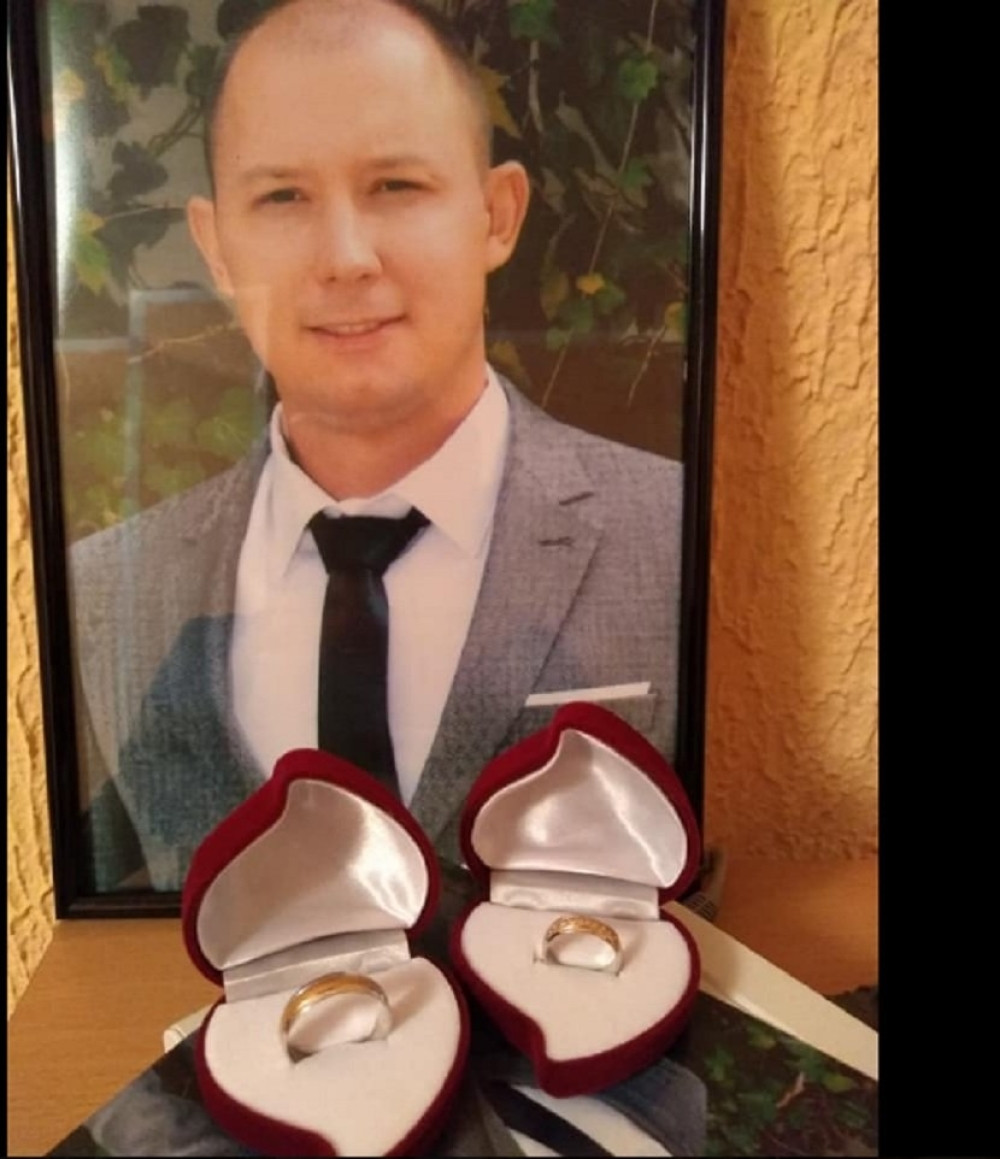 "Znam da me čekaš i ne daš da to bude brzo": Verenica policajca iz Čelareva pre sahrane napisala poruku koja kida dušu (FOTO)