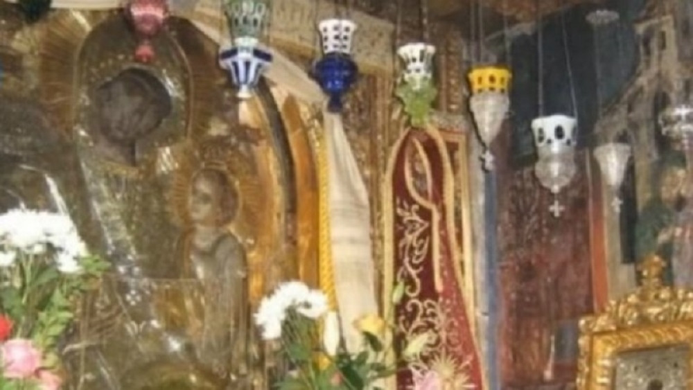 Nemi dečak progovorio pred ikonom Bogorodice! Sveštenici u šoku (VIDEO)