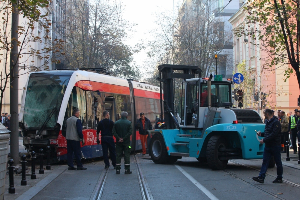 Video sam jadnička kako leži, ulica je mogla da bude puna pešaka! Povredili su me komentari na društvenim mrežama!