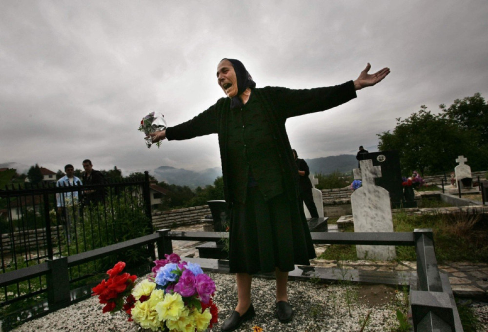 "Dva dana i dve noći sisao sam mrtvu majku, a ljude su ŽIVE PEKLI" Stravične ispovesti Srba koji su preživeli masakr u Krivoj Reci