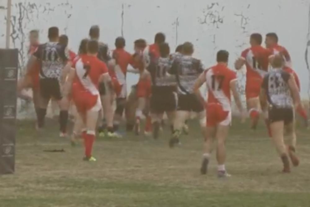 Neviđena makljaža na meču Crvene zvezde i Partizana, pesnice su radile samo tako, a SEVALE SU I GUZICE! (FOTO)