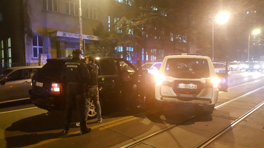 Šljukin telohranitelj povredio tri policajca!