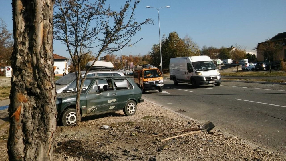 Otkriveno čiji je automobil raznesen na Galenici i zašto! Pogledajte užasne slike sa lica mesta! (GALERIJA)