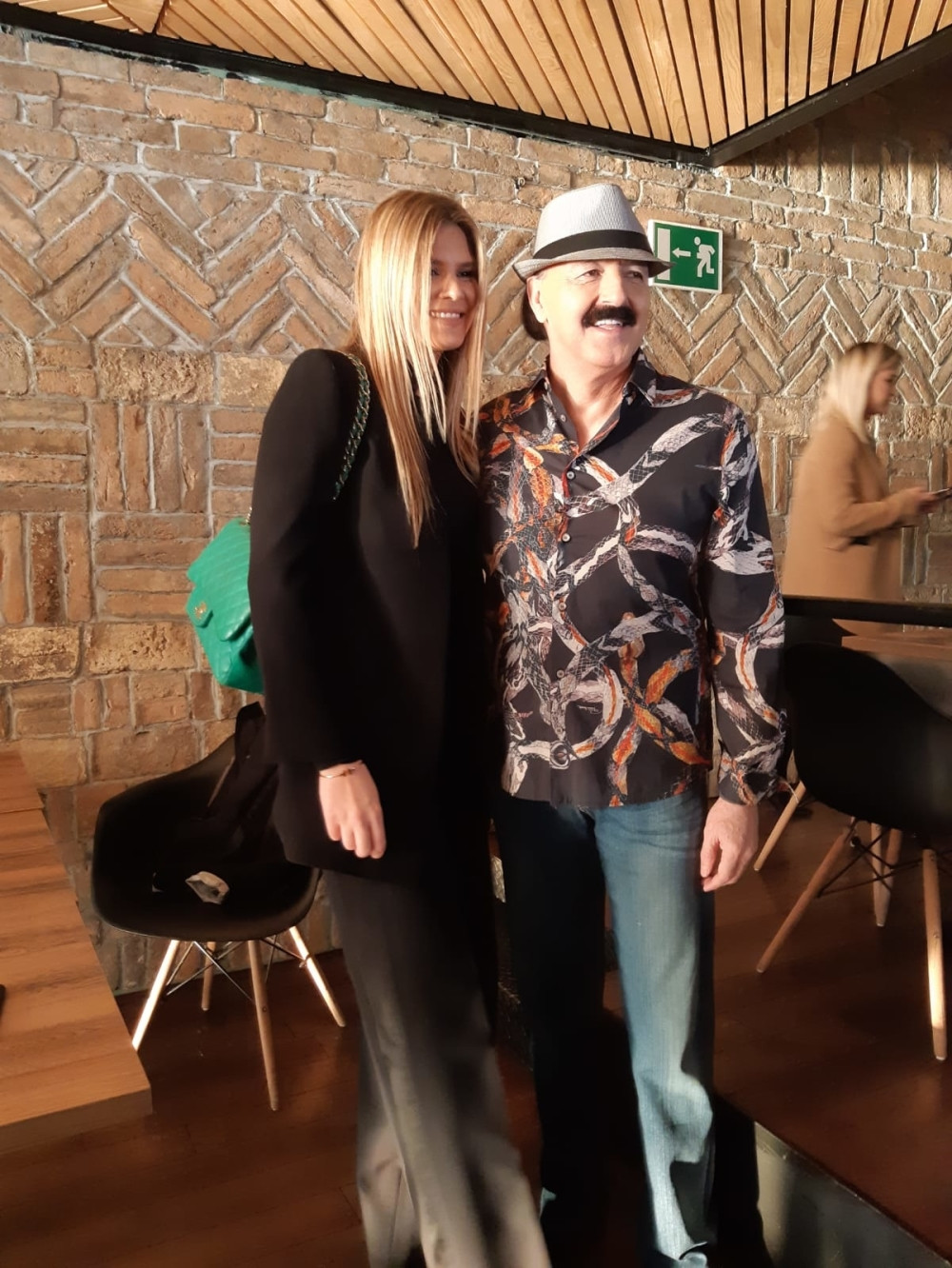 Druženje sa novinarima povodom velikog solističkog koncerta Harisa Džinovića!