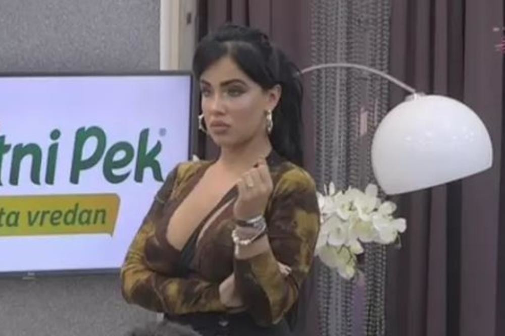 Aleksandra Subotić KRIŠOM snimljena u Veterniku, a svojim izgledom ZAPREPASTILA sve! (FOTO)