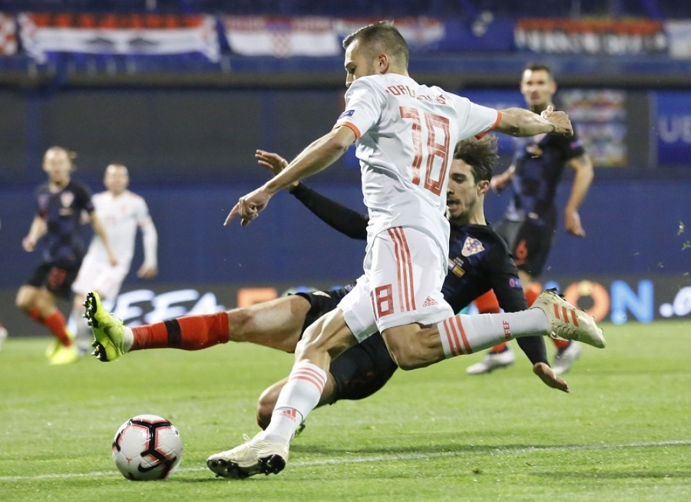 Jedvaj u nadoknadi vremena srušio Španiju za eksploziju na Maksimiru (VIDEO)