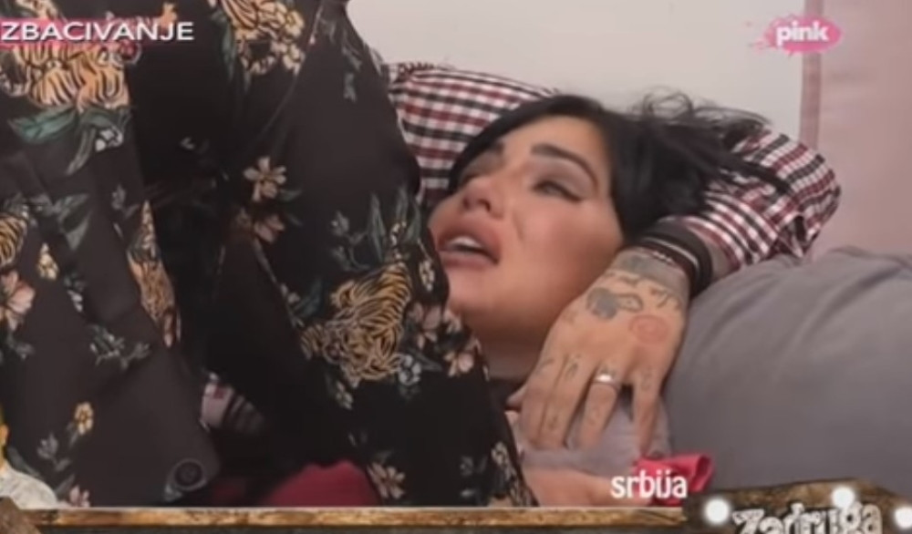 Evo gde se nalazi i kako se oseća Aleksandra posle diskvalifikacije!